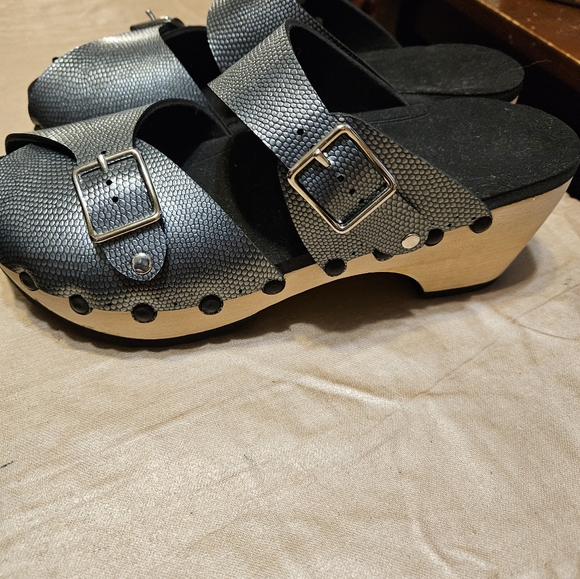 Mohop STUDDED CLOG PEEP TOE MULE IN PEWTER women's size 8 - Picture 5 of 8